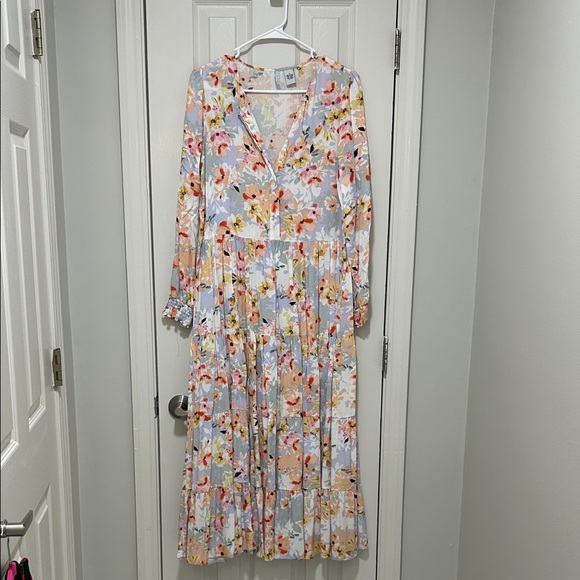 EVIE Dresses & Skirts - EVIE Light Blue Floral Tiered V-Neck Maxi Dress